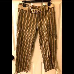 NWT Women’s IZOD Capri Pants Size 4